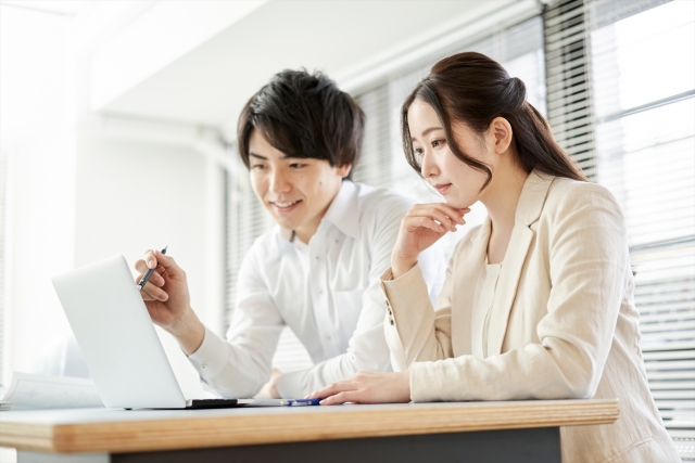 連絡せざるを得ない状況を作る